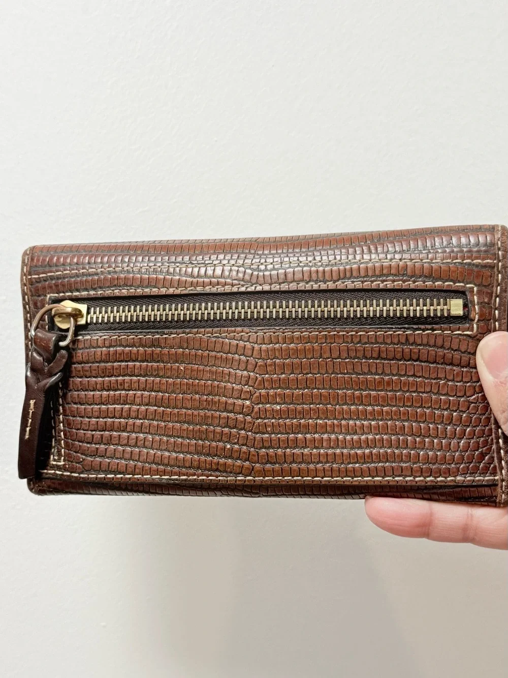 Dooney & Bourke Brown Lizard-Embossed Leather Wallet